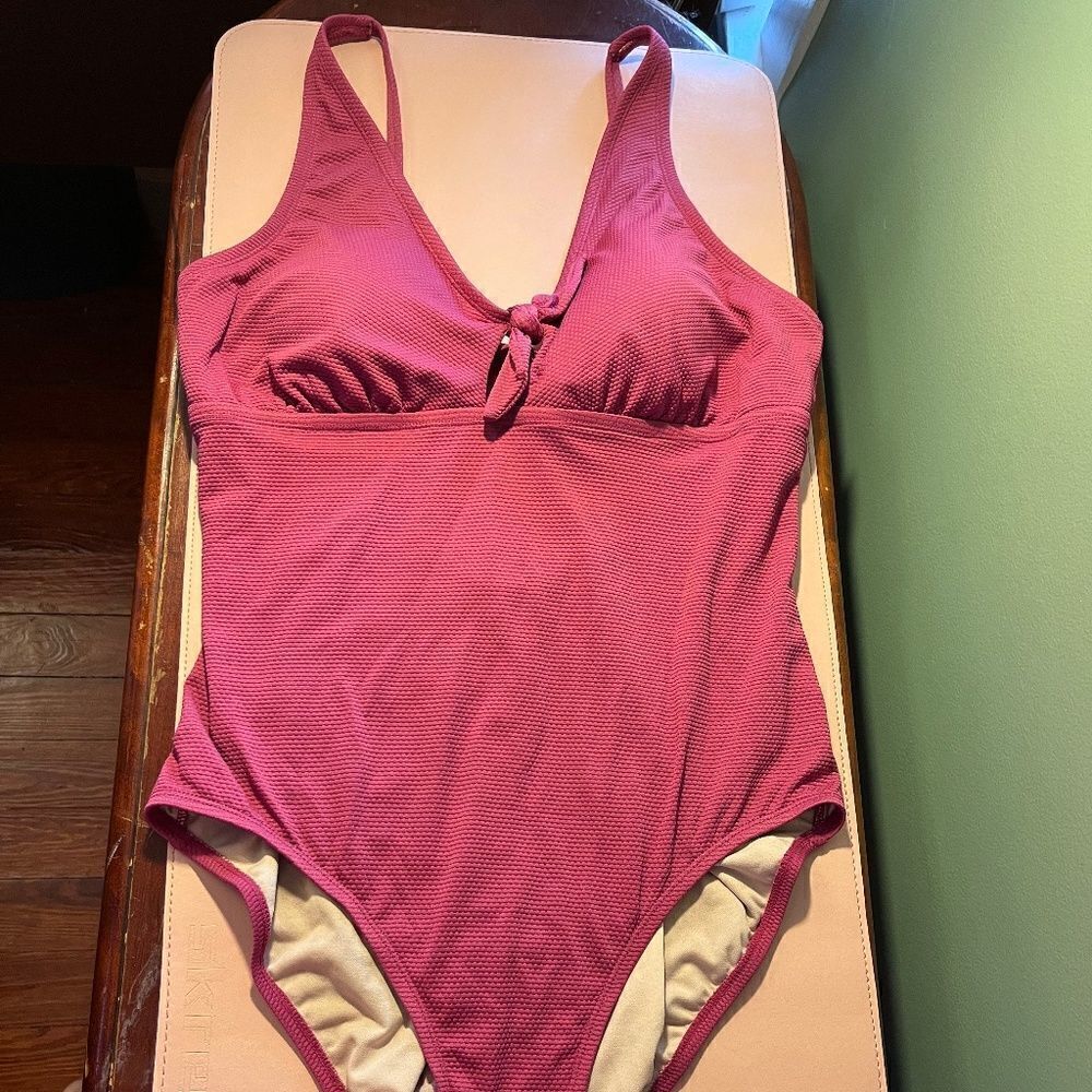 Kona Sol Pink 1pc Swimsuit Front Tie SO CUTE Comfortable XL